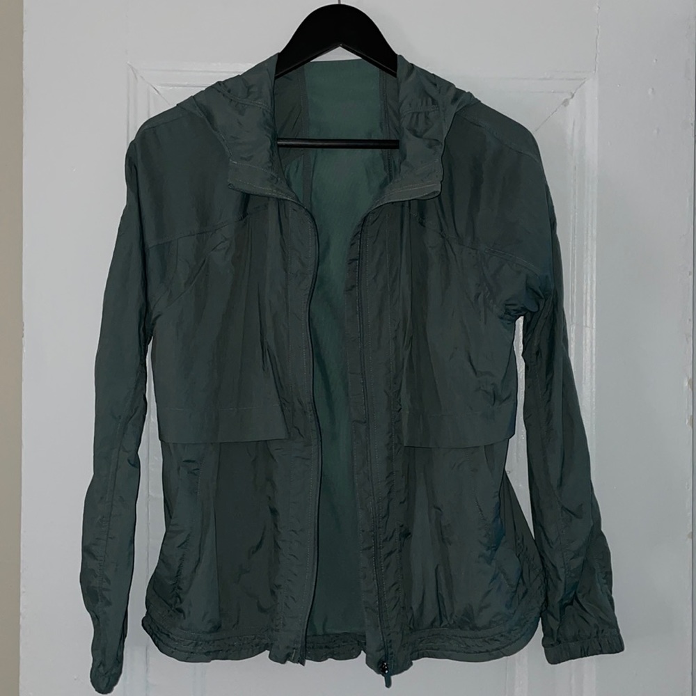 Lululemon Packable Hood Lite Jacket
